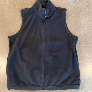 Aritzia Polartec Thermal Pro Mockneck Vest - Black - Women's Medium